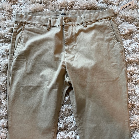 Old Navy Men's Ultimate Slim Plants Size 36X30 Khaki - Picture 4 of 10